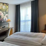 Mercure מלון גרה