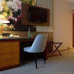 Mercure גרה