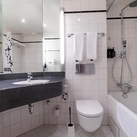 Mercure מלון