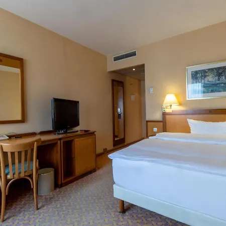 Mercure מלון גרה