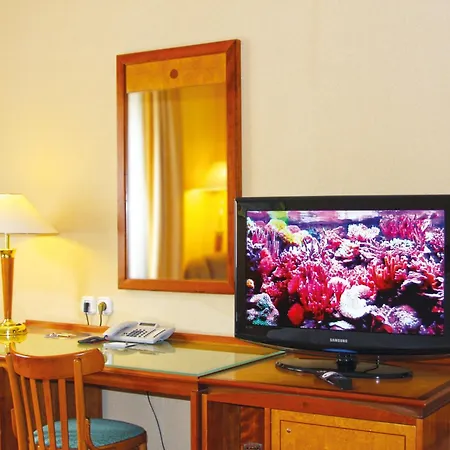 Mercure 4*
