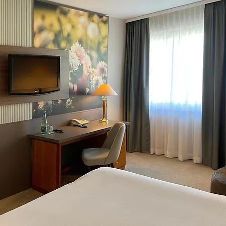 מלון Mercure 4*